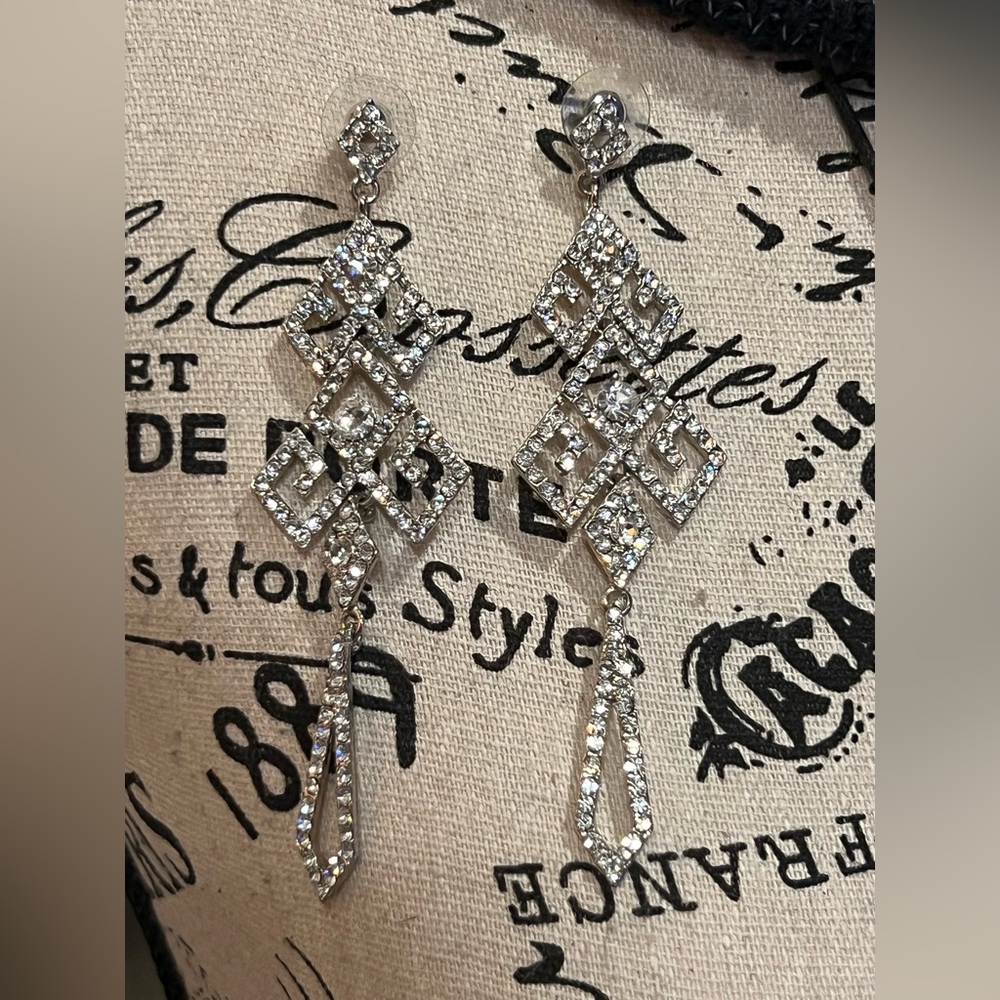 Sparkling earrings - Picture 3 of 7